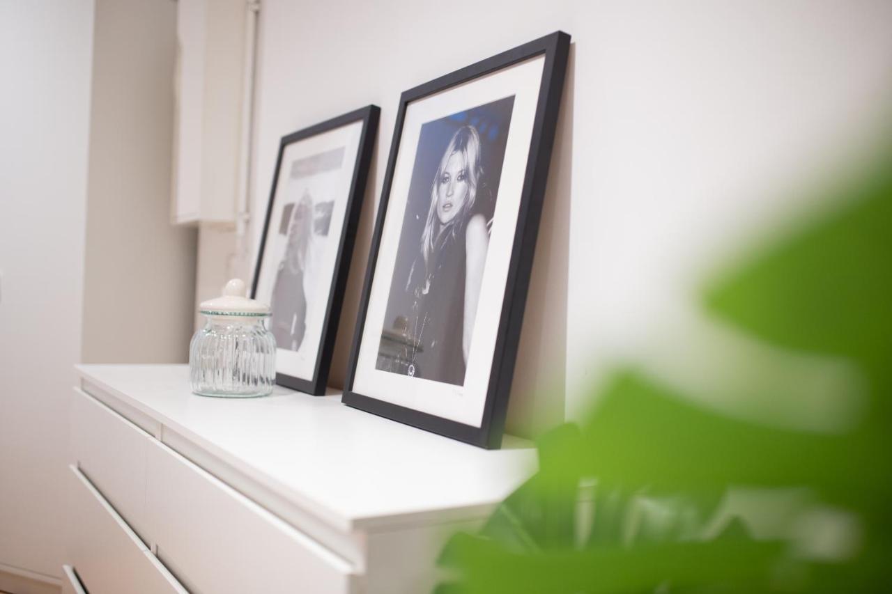 Trendy Souterrain Loft - Near City Center Wina Bagian luar foto